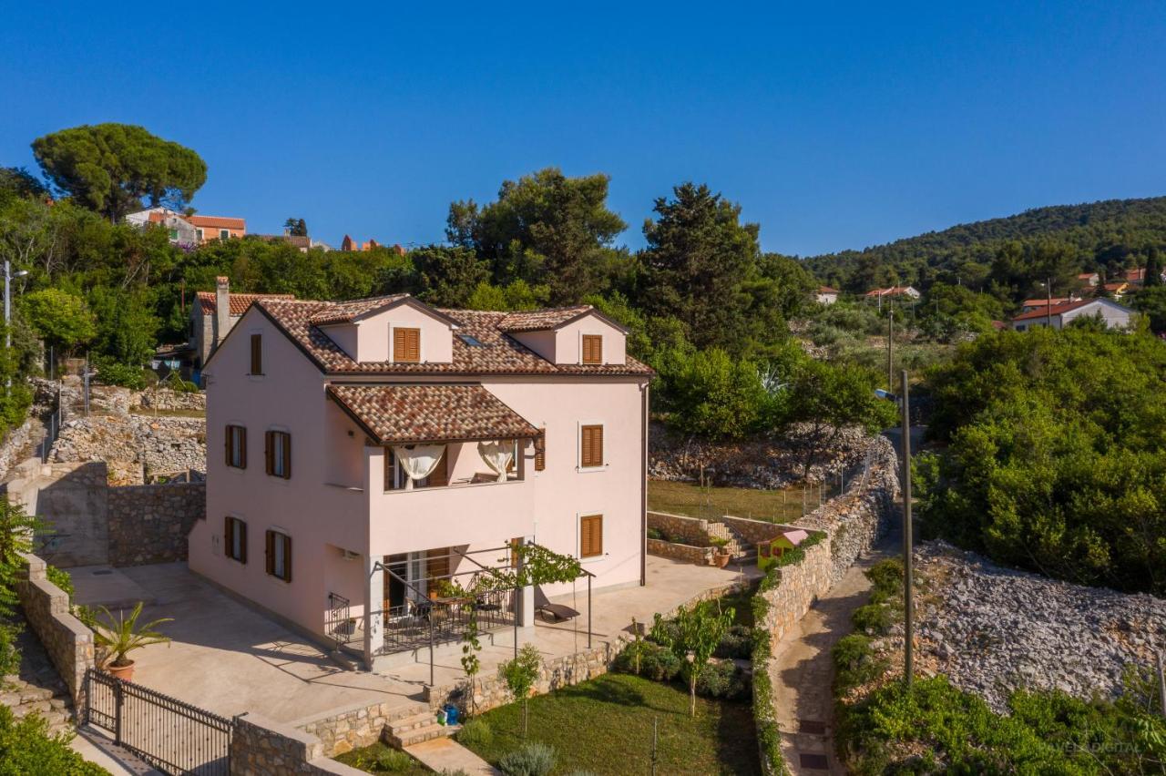 Apartments Horvat Veli Losinj Exterior photo